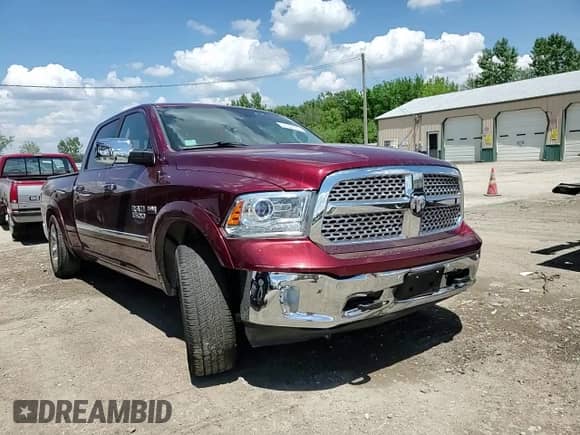 2017 Ram 1500 Laramie z VIN 1C6RR7VT7HS509244, wystawiony jako Copart lot #56940285 z przebiegiem 108 288 mil mil oraz Szkoda całkowita • Salvage title. Historia ofert i sprzedaży dostępna na DreamBid. Obrazek 13.