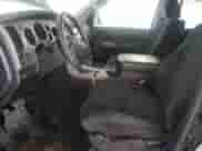 2012 Toyota Tundra z VIN 5TFUW5F11CX256513, wystawiony jako Copart lot #84803865 z przebiegiem 255 916 mil mil oraz Szkoda całkowita • Salvage title. Historia ofert i sprzedaży dostępna na DreamBid. Obrazek 7.