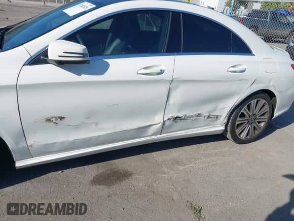 2018 Mercedes-Benz CLA 250 с VIN WDDSJ4EB8JN520402, выставлен на аукционе IAAI как лот 43282829 с пробегом 95 104 миль миль и . История ставок и продаж доступна на DreamBid. Изображение 6.
