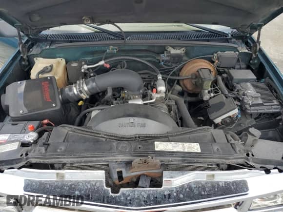 1997 Chevrolet Silverado 1500 with VIN 1GCEC14R7VZ219245, listed as a Copart auction lot 60555685 with 135,312 mi miles and Salvage title. Bid and sale history available at DreamBid. Image 11.