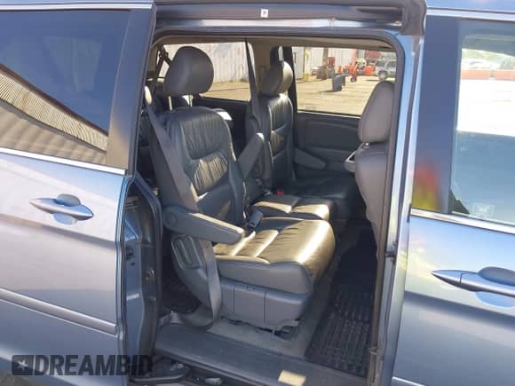 2007 Honda Odyssey EX-L с VIN 5FNRL38687B100562, выставлен на аукционе IAAI как лот 43040117 с пробегом 187 549 миль миль и . История ставок и продаж доступна на DreamBid. Изображение 8.