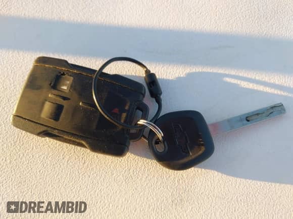 2020 Chevrolet Silverado 1500 LT с VIN 3GCUYDED2LG144503, выставлен на аукционе IAAI как лот 43521619 с пробегом 55 073 миль миль и . История ставок и продаж доступна на DreamBid. Изображение 11.