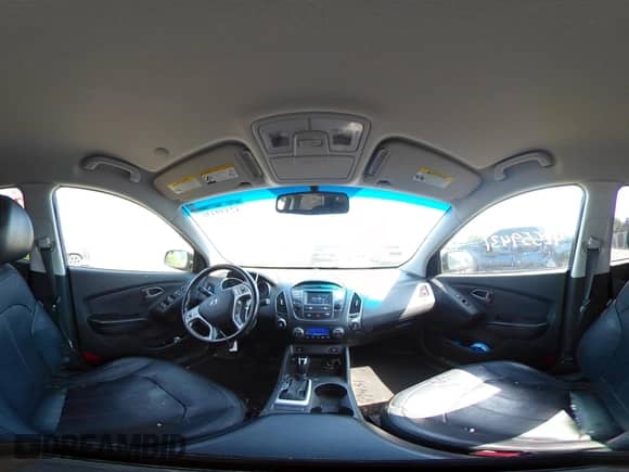 2014 Hyundai Tucson Limited z VIN KM8JU3AG6EU848806, wystawiony jako IAAI lot #42559431 z przebiegiem 176 992 mil mil oraz . Historia ofert i sprzedaży dostępna na DreamBid. Obrazek 18.