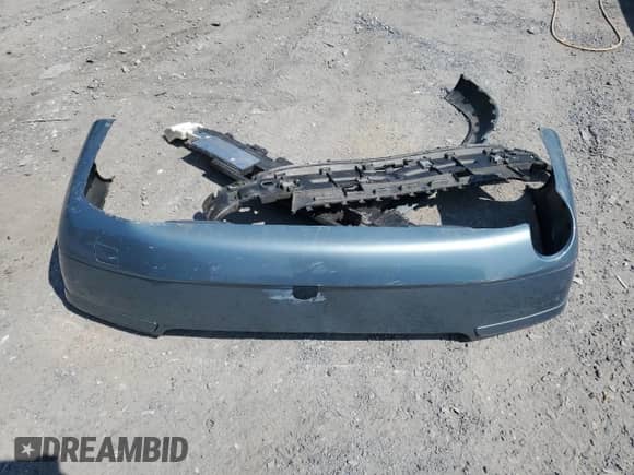 2005 Volvo S60 с VIN YV1RH592152471372, выставлен на аукционе Copart как лот 59473615 с пробегом 58 873 миль миль и Списание • Salvage title. История ставок и продаж доступна на DreamBid. Изображение 12.