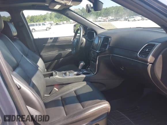 2020 Jeep Grand Cherokee Limited with VIN 1C4RJFBG5LC435827, listed as a IAAI auction lot 43163116 with 100,315 mi miles and . Bid and sale history available at DreamBid. Image 5.