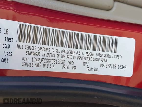 2015 Jeep Grand Cherokee Overland z VIN 1C4RJFCG6FC613232, wystawiony jako IAAI lot #43476794 z przebiegiem 106 697 mil mil oraz . Historia ofert i sprzedaży dostępna na DreamBid. Obrazek 9.