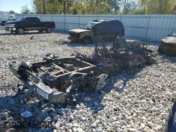 2024 Ford F-150 Lariat с VIN 1FTFW5L8XRFB80895, выставлен на аукционе Copart как лот 82147135 с пробегом Не указан миль и На запчасти • Non repairable. История ставок и продаж доступна на DreamBid. Изображение 3.