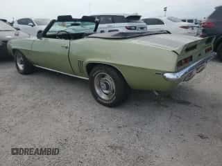 1969 Chevrolet Camaro с VIN 124679N629371, выставлен на аукционе Copart как лот 76362074 с пробегом 218 203 миль миль и Списание • Salvage title. История ставок и продаж доступна на DreamBid. Изображение 2.