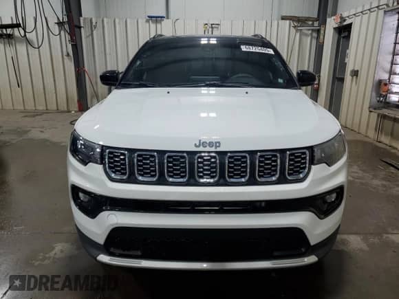 2025 Jeep Compass Limited с VIN 3C4NJDCN5ST555033, выставлен на аукционе Copart как лот 68725405 с пробегом 6 617 миль миль и Списание • Salvage title. История ставок и продаж доступна на DreamBid. Изображение 5.