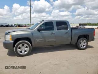 2011 Chevrolet Silverado 1500 LS z VIN 3GCPCREA4BG212829, wystawiony jako Copart lot #66018795 z przebiegiem 254 494 mil mil oraz Szkoda całkowita • Salvage title. Historia ofert i sprzedaży dostępna na DreamBid. Obrazek 1.