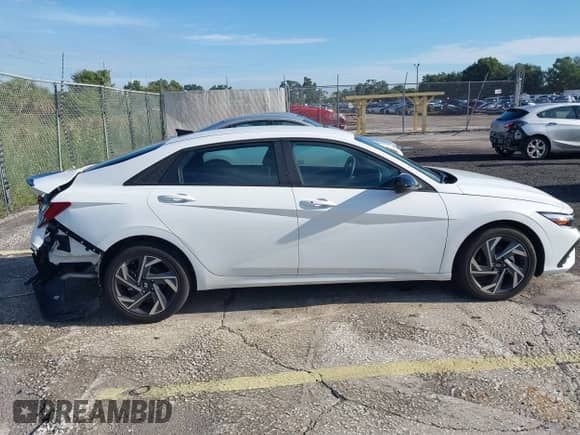 2025 Hyundai Elantra Blue with VIN KMHLM4DJXSU123355, listed as a IAAI auction lot 43148865 with 12,249 mi miles and . Bid and sale history available at DreamBid. Image 13.