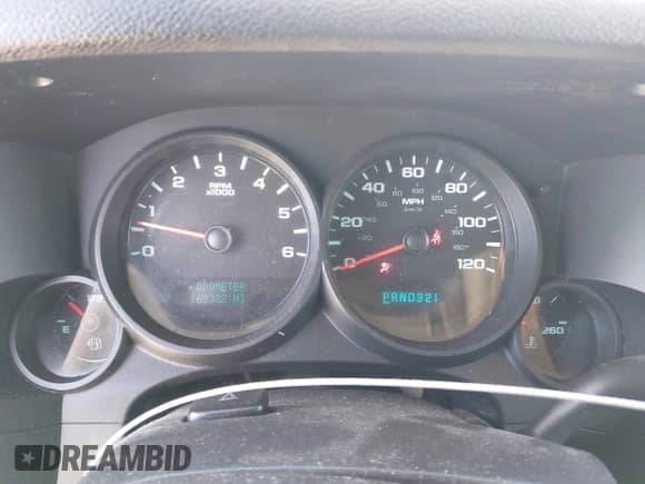 2011 Chevrolet Silverado 1500 LS z VIN 3GCPKREA7BG355387, wystawiony jako IAAI lot #41854866 z przebiegiem 169 332 mil mil oraz . Historia ofert i sprzedaży dostępna na DreamBid. Obrazek 7.