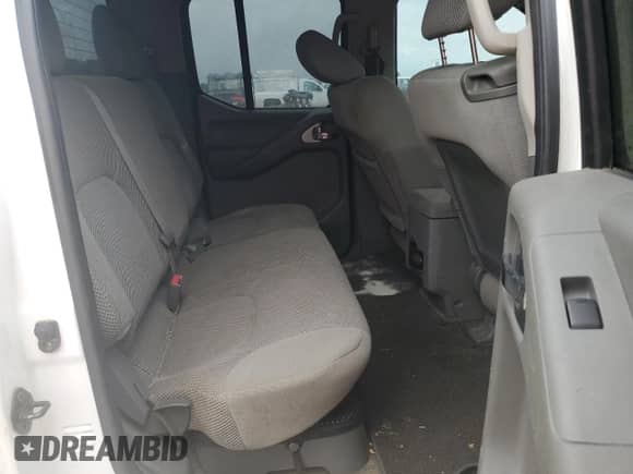 2010 Nissan Frontier SE z VIN 1N6AD0ER9AC401236, wystawiony jako Copart lot #81737415 z przebiegiem 213 144 mil mil oraz Czysty tytuł • Clean title. Historia ofert i sprzedaży dostępna na DreamBid. Obrazek 10.