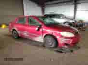 2005 Toyota Corolla CE z VIN 1NXBR32E45Z438962, wystawiony jako Copart lot #84834895 z przebiegiem 186 455 mil mil oraz Szkoda całkowita • Salvage title. Historia ofert i sprzedaży dostępna na DreamBid. Obrazek 4.