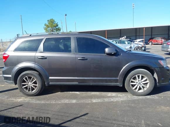 2017 Dodge Journey SXT с VIN 3C4PDCBG4HT622856, выставлен на аукционе IAAI как лот 43453385 с пробегом 183 692 миль миль и . История ставок и продаж доступна на DreamBid. Изображение 13.