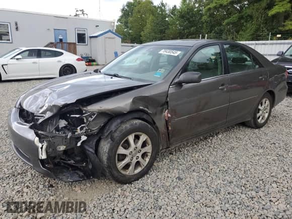 2005 Toyota Camry LE с VIN 4T1BE30K05U539260, выставлен на аукционе Copart как лот 70430545 с пробегом 146 802 миль миль и Списание • Salvage title. История ставок и продаж доступна на DreamBid. Изображение 1.