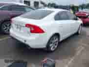 2013 Volvo S60 T6 R-Design Platinum с VIN YV1902FH5D2174408, выставлен на аукционе IAAI как лот 42684724 с пробегом 94 451 миль миль и . История ставок и продаж доступна на DreamBid. Изображение 4.