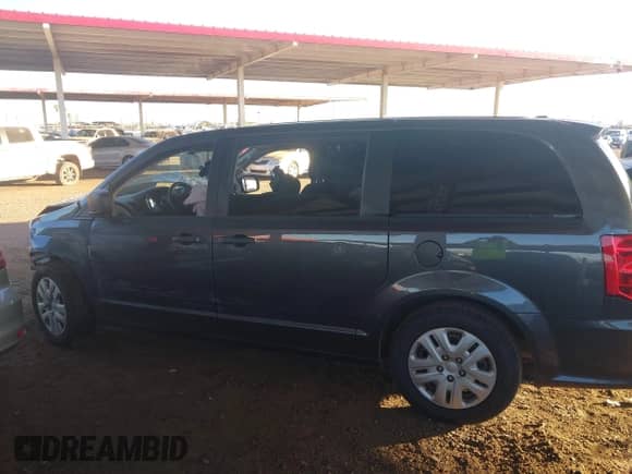 2019 Dodge Grand Caravan SE with VIN 2C4RDGBG2KR530803, listed as a IAAI auction lot 43348558 with 136,815 mi miles and . Bid and sale history available at DreamBid. Image 13.