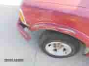 1997 Chevrolet S-10 LS с VIN 1GCCS1942VK103239, выставлен на аукционе IAAI как лот 42748370 с пробегом 229 864 миль миль и . История ставок и продаж доступна на DreamBid. Изображение 6.