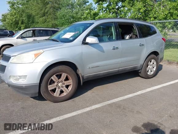 2009 Chevrolet Traverse 2LT with VIN 1GNER23D19S169233, listed as a IAAI auction lot 42765647 with 103,980 mi miles and . Bid and sale history available at DreamBid. Image 2.