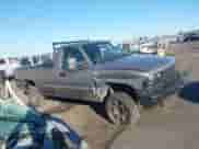 2001 Chevrolet Silverado 1500 with VIN 1GCEC14W31Z296341, listed as a IAAI auction lot 43359515 with 160,697 mi miles and . Bid and sale history available at DreamBid. Image 14.