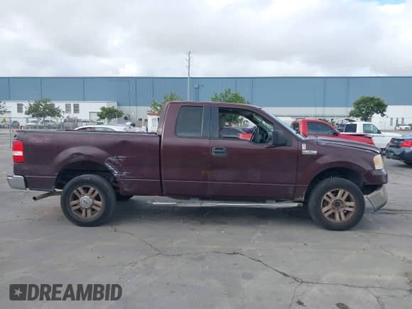 2006 Ford F-150 STX с VIN 1FTRX14W76NB51520, выставлен на аукционе IAAI как лот 43369158 с пробегом 258 452 миль миль и . История ставок и продаж доступна на DreamBid. Изображение 13.