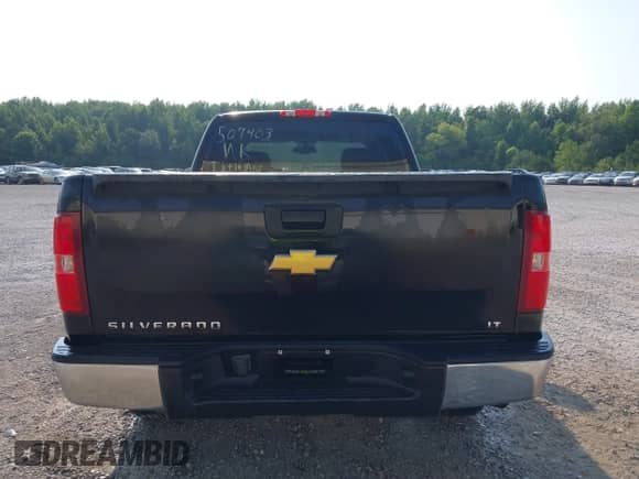 2007 Chevrolet Silverado 1500 1LT with VIN 1GCEC19C57Z507403, listed as a IAAI auction lot 42646577 with 240,835 mi miles and . Bid and sale history available at DreamBid. Image 16.