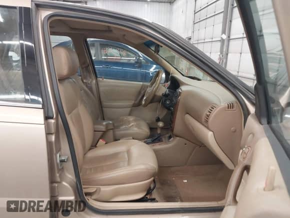 2000 Saturn LS with VIN 1G8JU52F8YY601896, listed as a IAAI auction lot 41301473 with 694,978 mi miles and . Bid and sale history available at DreamBid. Image 5.