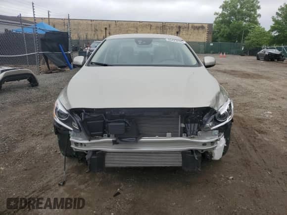 2018 Volvo S60 Inscription Platinum с VIN LYV402TM4JB163234, выставлен на аукционе Copart как лот 55423235 с пробегом 11 943 миль миль и Списание • Salvage title. История ставок и продаж доступна на DreamBid. Изображение 5.