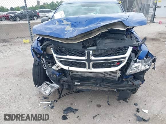 2015 Dodge Journey SE с VIN 3C4PDCAB6FT565465, выставлен на аукционе IAAI как лот 42498455 с пробегом 113 879 миль миль и . История ставок и продаж доступна на DreamBid. Изображение 6.