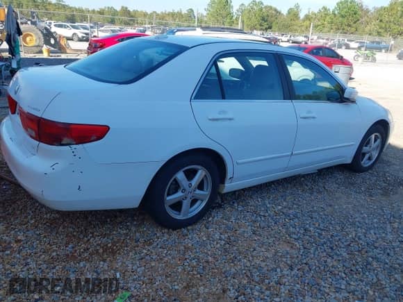 2005 Honda Accord EX-L with VIN 1HGCM56825A159391, listed as a IAAI auction lot 43511733 with 112,878 mi miles and . Bid and sale history available at DreamBid. Image 4.