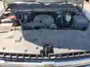 2008 Chevrolet Silverado 2500HD Work Truck z VIN 1GCHK24KX8E130001, wystawiony jako Copart lot #71122985 z przebiegiem 194 200 mil mil oraz Czysty tytuł • Clean title. Historia ofert i sprzedaży dostępna na DreamBid. Obrazek 11.