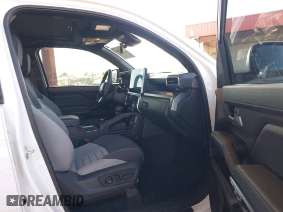 2024 Toyota Tacoma SR5 with VIN 3TMLB5JN2RM050911, listed as a IAAI auction lot 43169415 with 19,000 mi miles and . Bid and sale history available at DreamBid. Image 5.