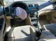 2004 Honda Accord LX z VIN 1HGCM55334A064312, wystawiony jako Copart lot #80005345 z przebiegiem 267 131 mil mil oraz Szkoda całkowita • Salvage title. Historia ofert i sprzedaży dostępna na DreamBid. Obrazek 8.