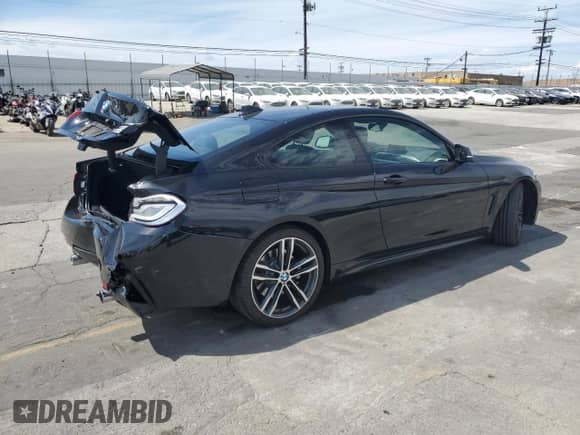 2019 BMW 4 Series 440i with VIN WBA4W7C57KAG52949, listed as a Copart auction lot 80586555 with 47,314 mi miles and Salvage title. Bid and sale history available at DreamBid. Image 3.