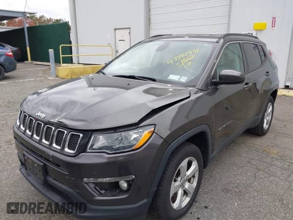 2018 Jeep Compass Latitude с VIN 3C4NJDBB2JT343146, выставлен на аукционе IAAI как лот 43542951 с пробегом 197 135 миль миль и . История ставок и продаж доступна на DreamBid. Изображение 2.