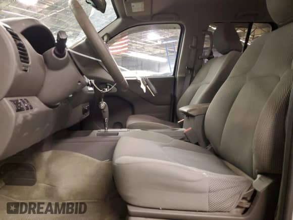 2015 Nissan Frontier SV с VIN 1N6AD0FV1FN703126, выставлен на аукционе Copart как лот 43770995 с пробегом 218 734 миль миль и Списание • Salvage title. История ставок и продаж доступна на DreamBid. Изображение 7.