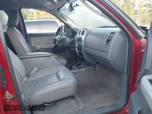 2006 Dodge Dakota with VIN 1D7HE52N16S578122, listed as a IAAI auction lot 42808192 with 177,464 mi miles and . Bid and sale history available at DreamBid. Image 5.