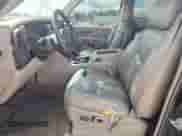 2006 Chevrolet Silverado 1500 LT3 z VIN 1GCEK19Z26Z291595, wystawiony jako Copart lot #70046865 z przebiegiem 192 625 mil mil oraz Czysty tytuł • Clean title. Historia ofert i sprzedaży dostępna na DreamBid. Obrazek 7.