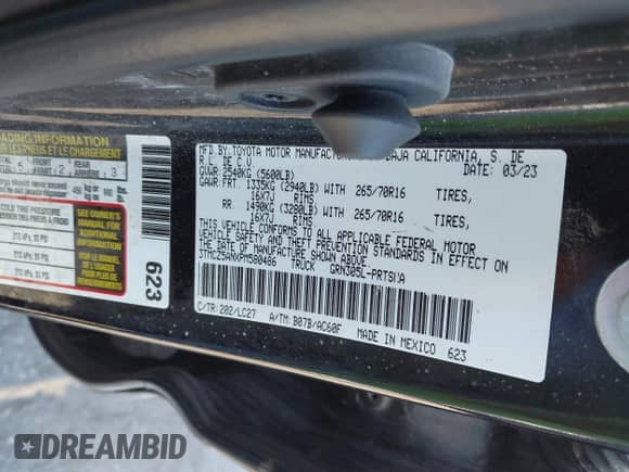 2023 Toyota Tacoma SR z VIN 3TMCZ5ANXPM580486, wystawiony jako IAAI lot #43248259 z przebiegiem 38 431 mil mil oraz . Historia ofert i sprzedaży dostępna na DreamBid. Obrazek 9.