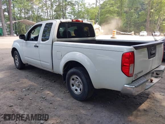 2014 Nissan Frontier S with VIN 1N6BD0CT8EN720771, listed as a IAAI auction lot 42611210 with 186,707 mi miles and . Bid and sale history available at DreamBid. Image 3.