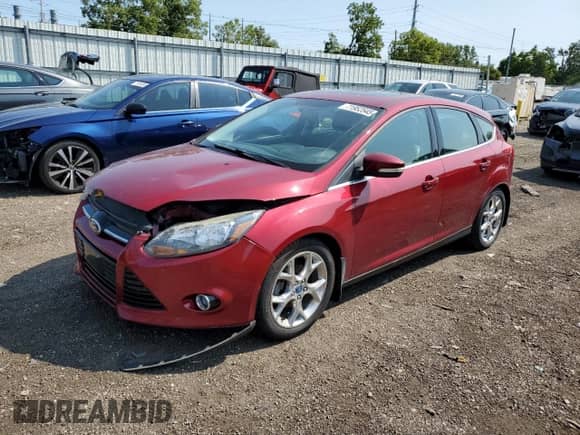 2013 Ford Focus Titanium with VIN 1FADP3N25DL150818, listed as a Copart auction lot 71952545 with 105,538 mi miles and Clean title. Bid and sale history available at DreamBid. Image 1.