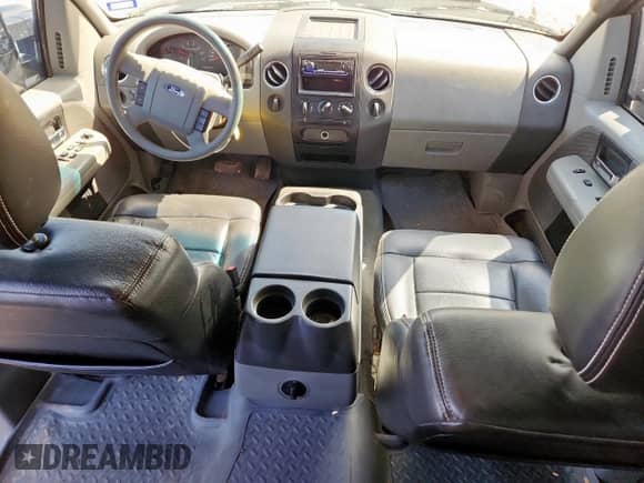 2008 Ford F-150 XL с VIN 1FTRW14W58FA97960, выставлен на аукционе Copart как лот 61158575 с пробегом 132 483 миль миль и Списание • Salvage title. История ставок и продаж доступна на DreamBid. Изображение 8.