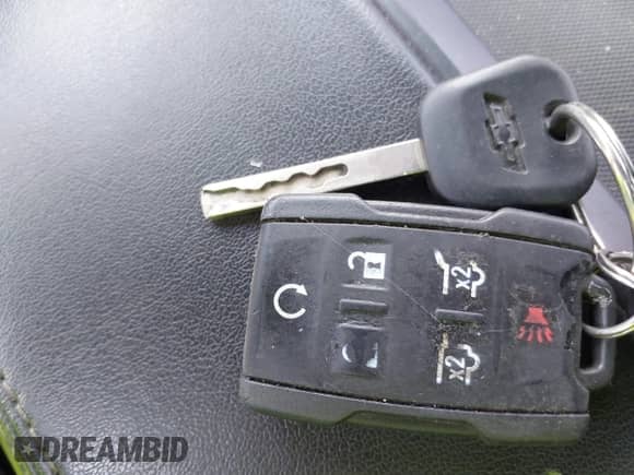 2017 Chevrolet Tahoe LT с VIN 1GNSKBKC5HR284861, выставлен на аукционе IAAI как лот 42577082 с пробегом 151 502 миль миль и . История ставок и продаж доступна на DreamBid. Изображение 11.