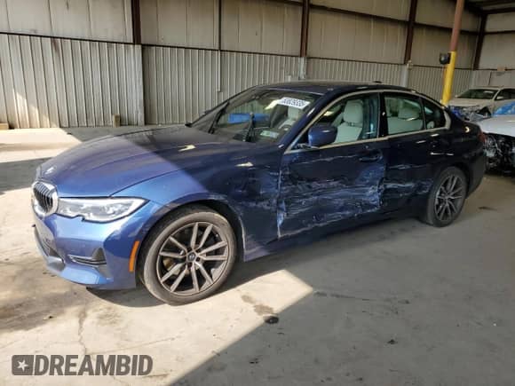 2021 BMW 3 Series 330i xDrive z VIN 3MW5R7J04M8B49362, wystawiony jako Copart lot #83829335 z przebiegiem Nie podano mil oraz Szkoda całkowita • Salvage title. Historia ofert i sprzedaży dostępna na DreamBid. Obrazek 1.