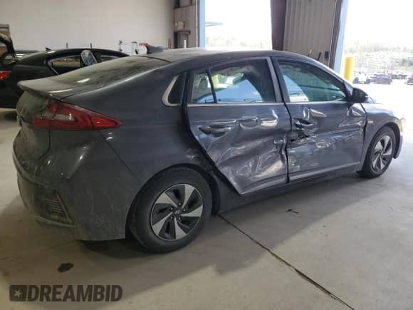 2017 Hyundai Ioniq SEL z VIN KMHC75LCXHU052215, wystawiony jako Copart lot #52550444 z przebiegiem 102 154 mil mil oraz . Historia ofert i sprzedaży dostępna na DreamBid. Obrazek 3.