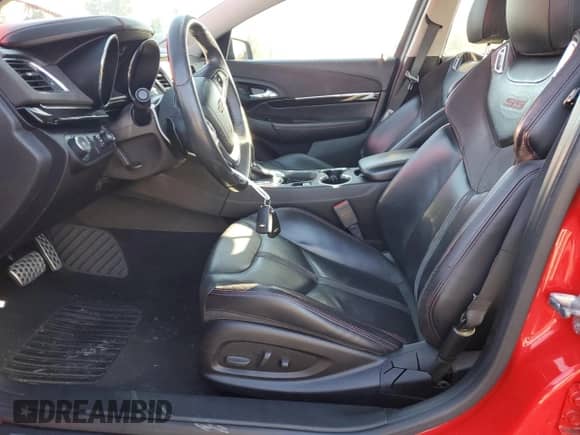 2014 Chevrolet SS z VIN 6G3F15RW0EL941873, wystawiony jako Copart lot #87010605 z przebiegiem 161 162 mil mil oraz Szkoda całkowita • Salvage title. Historia ofert i sprzedaży dostępna na DreamBid. Obrazek 7.