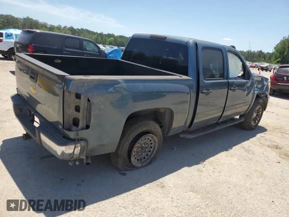 2012 Chevrolet Silverado 1500 LS z VIN 3GCPCREA8CG221292, wystawiony jako Copart lot #54921445 z przebiegiem Nie podano mil oraz Szkoda całkowita • Salvage title. Historia ofert i sprzedaży dostępna na DreamBid. Obrazek 3.
