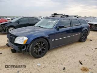 2005 Dodge Magnum RT with VIN 2D4GV58295H518729, listed as a Copart auction lot 70118935 with 130,792 mi miles and Salvage title. Bid and sale history available at DreamBid. Image 1.