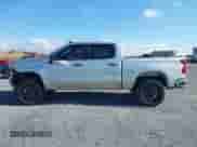 2020 Chevrolet Silverado 1500 Custom z VIN 3GCPWBEH7LG202518, wystawiony jako IAAI lot #43323804 z przebiegiem 144 041 mil mil oraz . Historia ofert i sprzedaży dostępna na DreamBid. Obrazek 14.